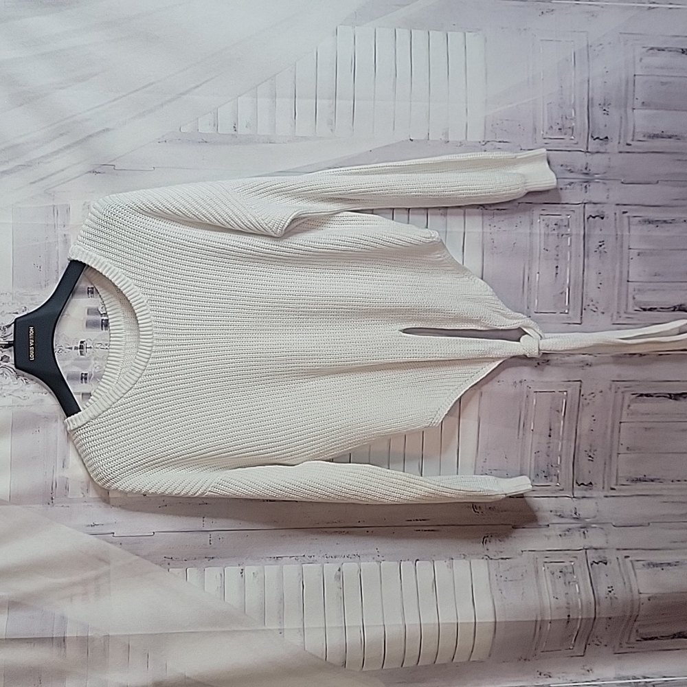 Hollister white sweater with front key hole tie